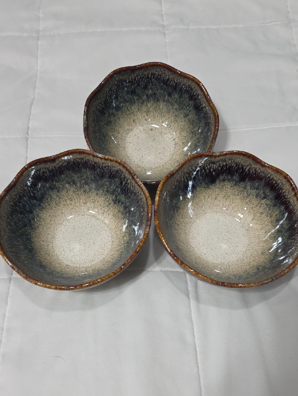 Ceramic Stackable Accent Bowls Set of 3 Cream and Blue-Gray w/Brown Rim T13